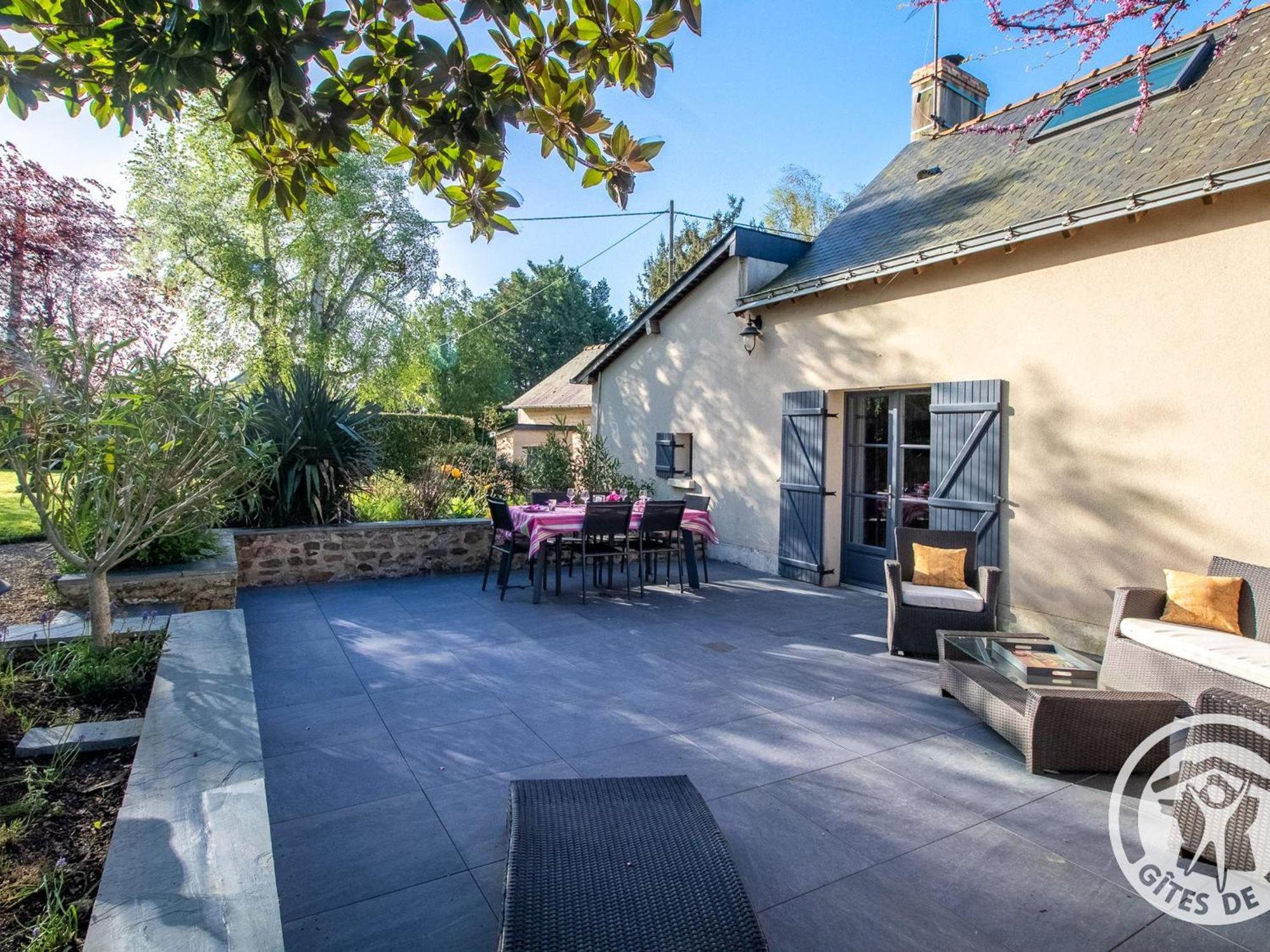Gite Charmant Avec Jardin, Proche Activites Nautiques - Fr-1-622-75 Morannes sur Sarthe-Daumeray Εξωτερικό φωτογραφία